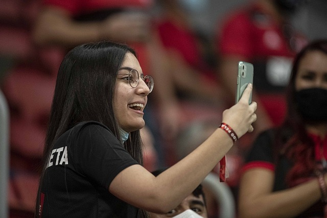 他不仅传递 他不仅传递